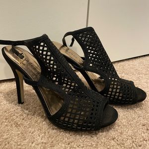 Size 6.5, Black Heel
